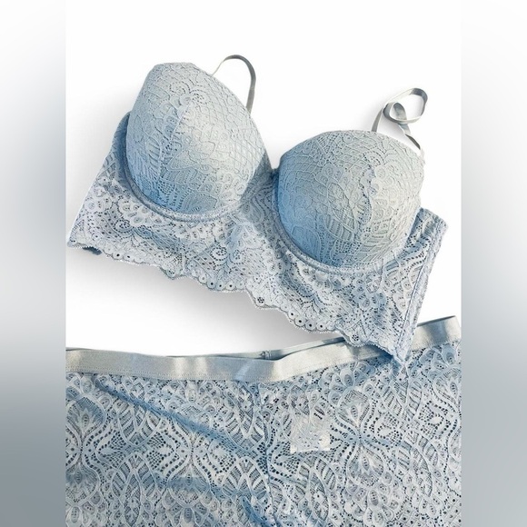 Lace Bralette and Boyshort Set in Light Blue - Picture 3 of 4